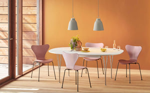   15% På alla matstolar från fritz hansen 