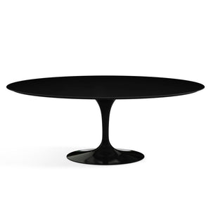 Saarinen Oval Table från Knoll - Inredningsgalleriet