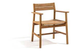 Köp Djurö dining armchair från Skargaarden hos oss på Inredningsgalleriet i Helsingborg. Vi säljer möbler och inredning utöver det vanliga sedan drygt 30 år.