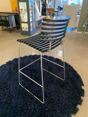 Köp Leopard barstool från Naver hos oss på Inredningsgalleriet i Helsingborg. Vi säljer möbler och inredning utöver det vanliga sedan drygt 30 år.