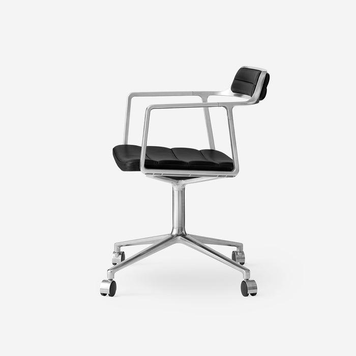 452 Swivel Chair